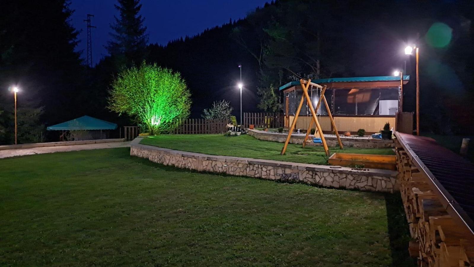 טריגראד Guest House Chobaka מראה חיצוני תמונה